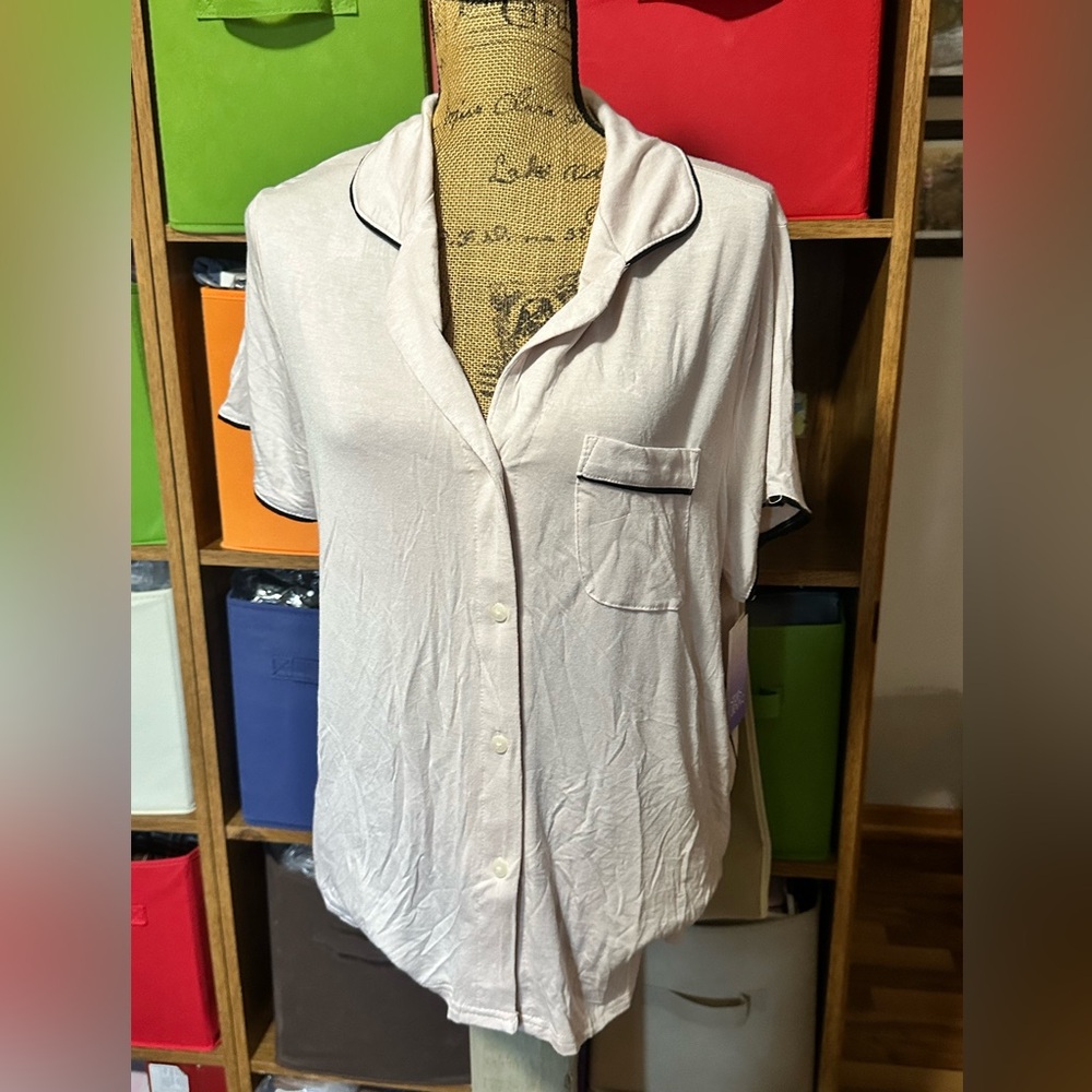 NWT shirt sleeve Pajama top